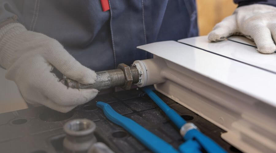 Gas Line Leak Repair in Vancourt, TX